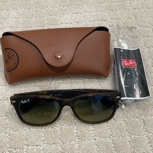 Tourtoise Matte Ray Bans (Real)